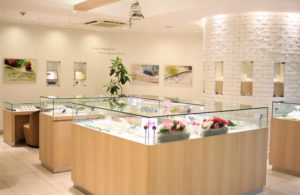 Live along(リブアロング)