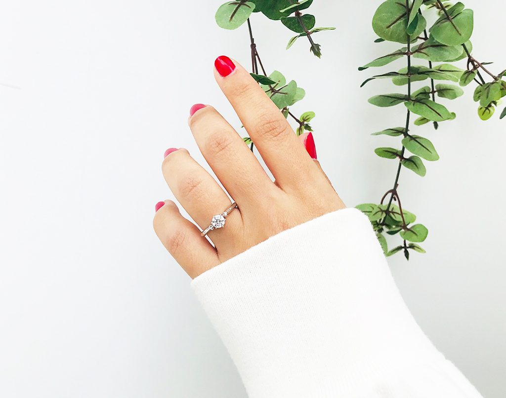 婚約指輪｜メイン動画01｜説明テキスト