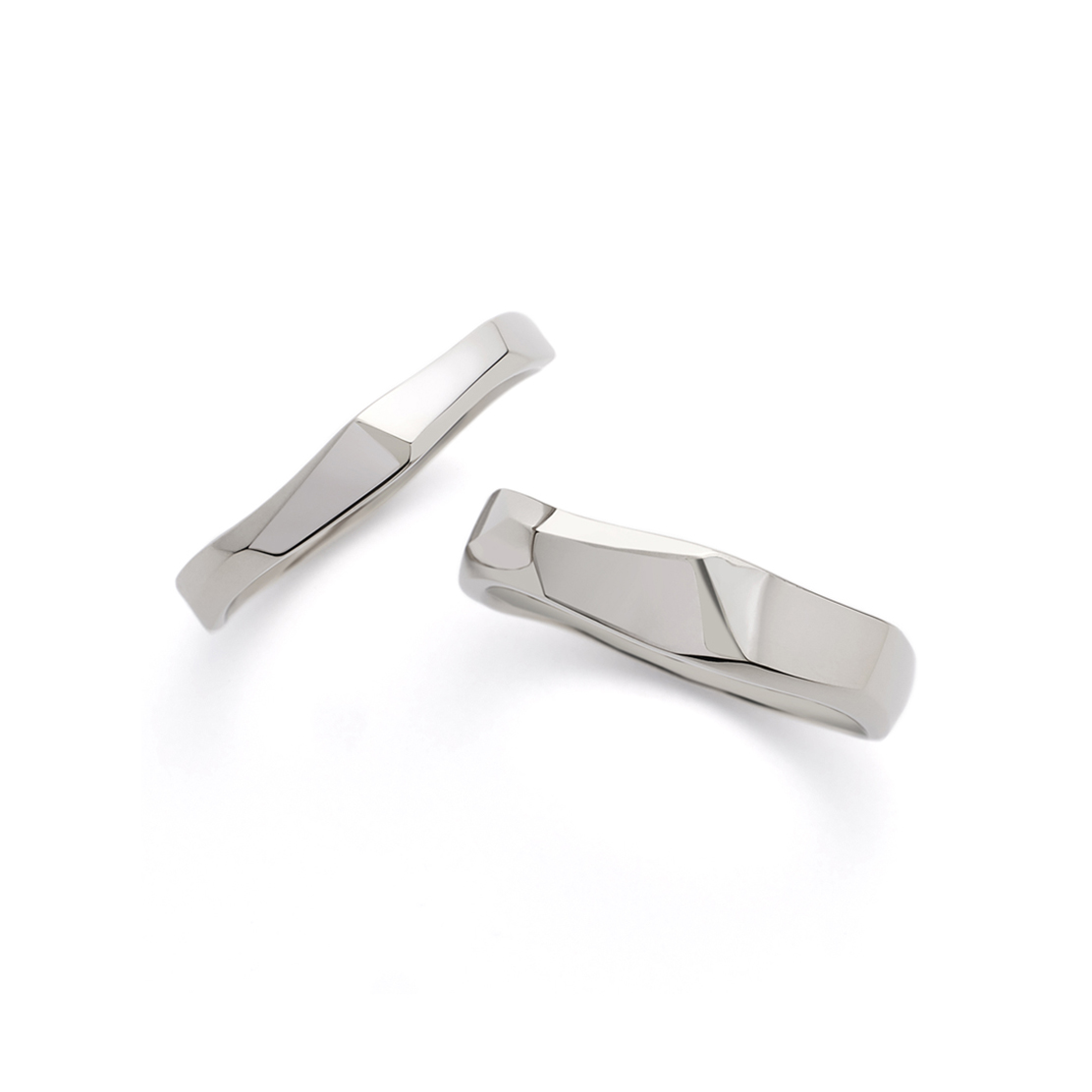 ダイヤなしは幅の違う2種類をご用意