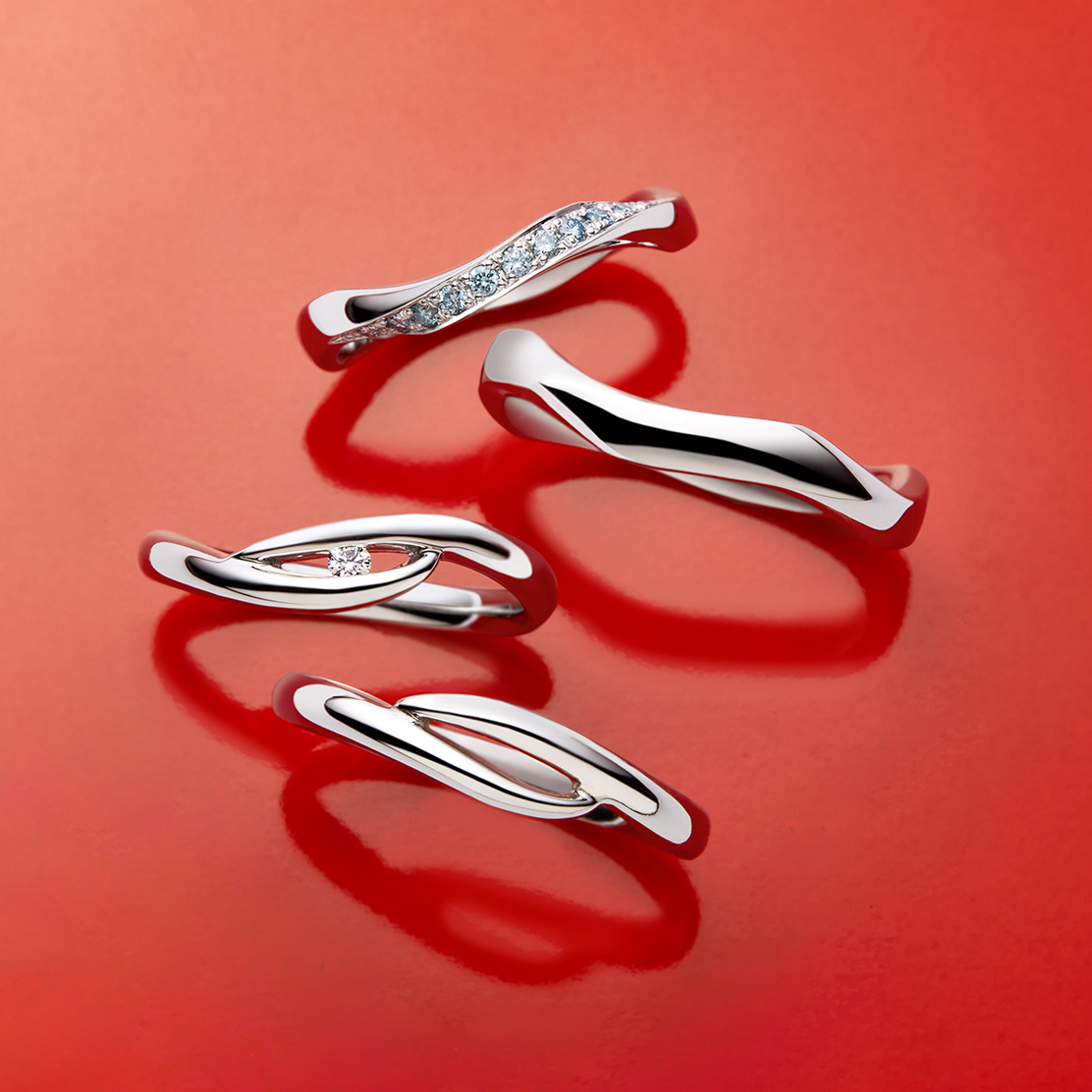 左：SURF(サーフ)、右：mist(ミスト)